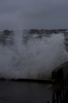 Photo Gallery Image - Polruan Quay during the storm 14/02/2014