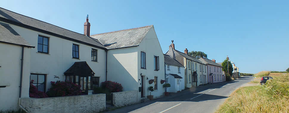 The hamlet of Lanteglos Highway lies in the northern part of the Parish